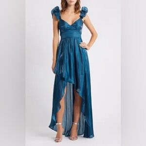 Lulu’s Juni Ruffle Shoulder Hi-Low Gown Dress Size Large Blue